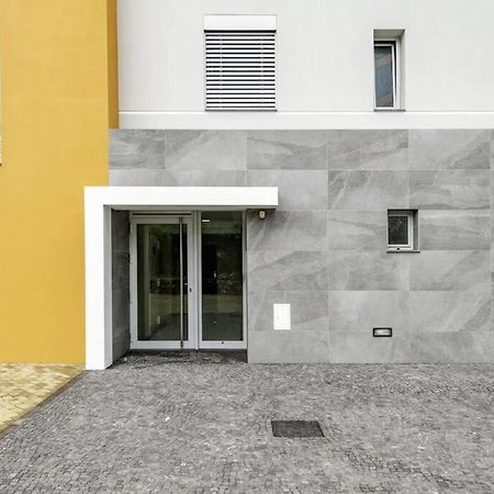 Luxury Poolside View Apartment Funchal  Bagian luar foto