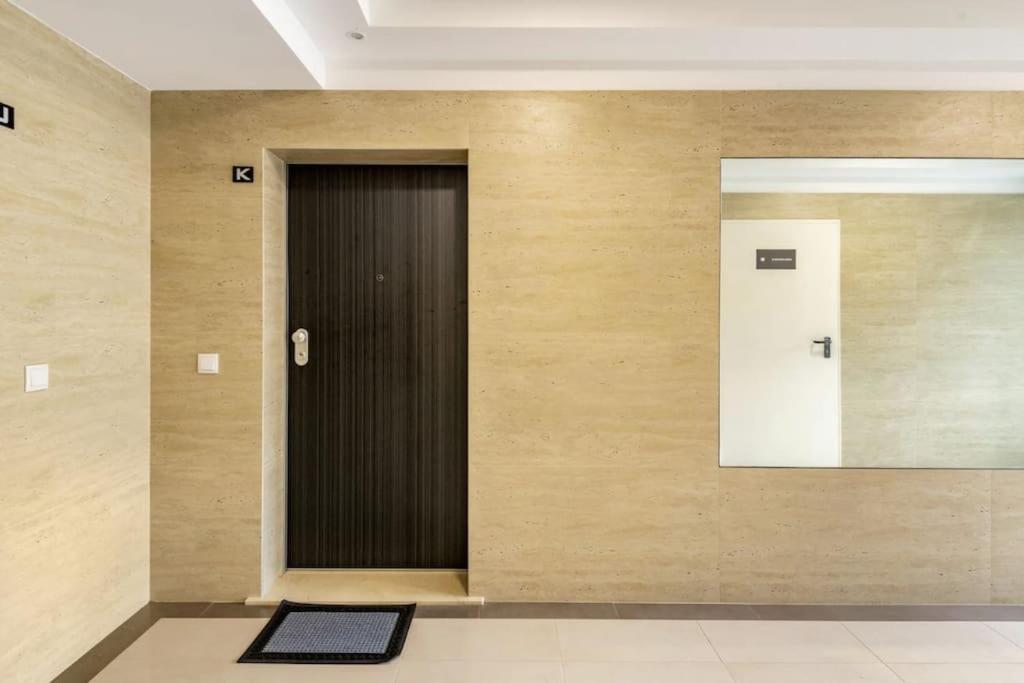 Luxury Poolside View Apartment Funchal  Bagian luar foto